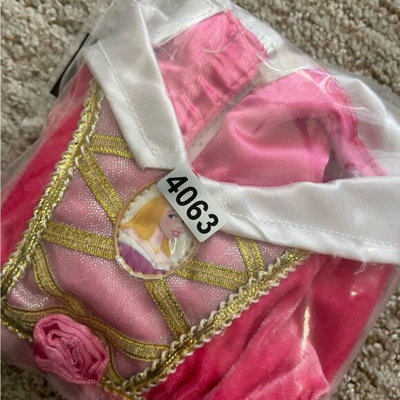 🏷️ 5 for $25 - DISNEY Build A Bear - Picture 6 of 6